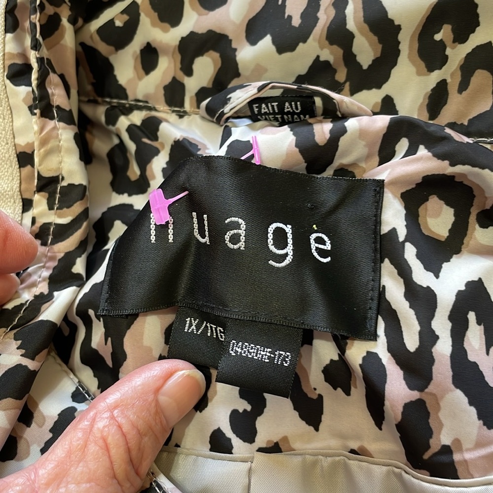 Nuage Leopard print rain jacket - image 8